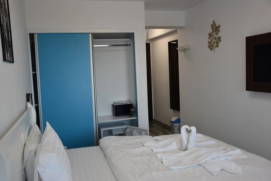 Cameră triplă fără balcon